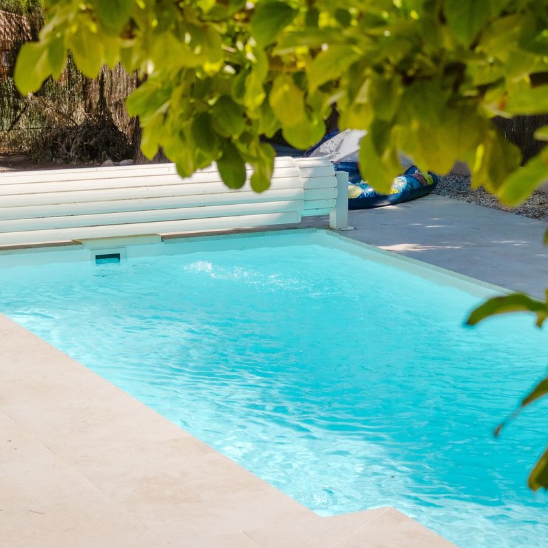 Ecumeurs de piscine