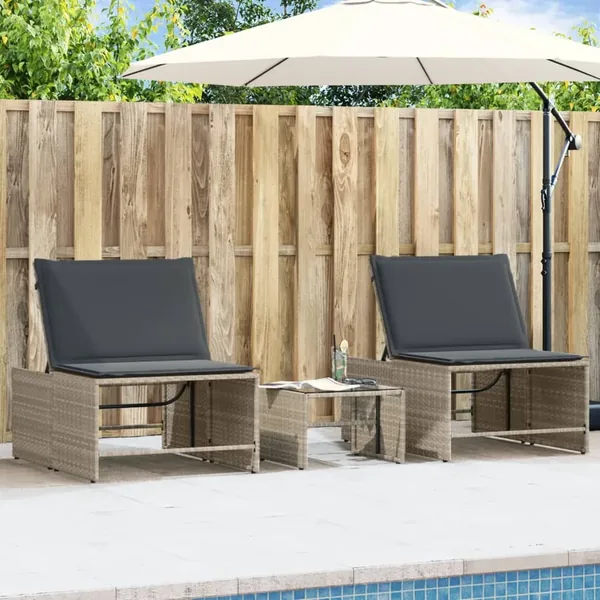 Chaises longues 2 pièces avec table en résine tressée gris clair