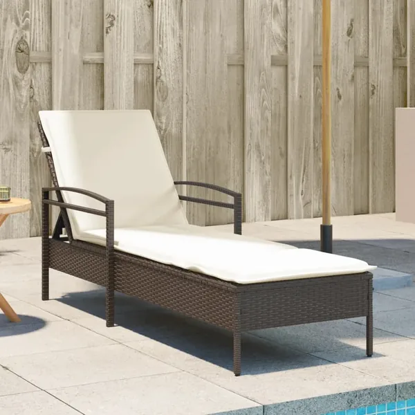 Chaise longue avec coussin marron 63x200x81 cm résine tressée
