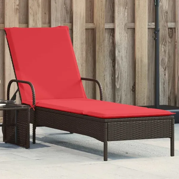 Chaise longue à roulettes avec coussin en rotin synthétique marron