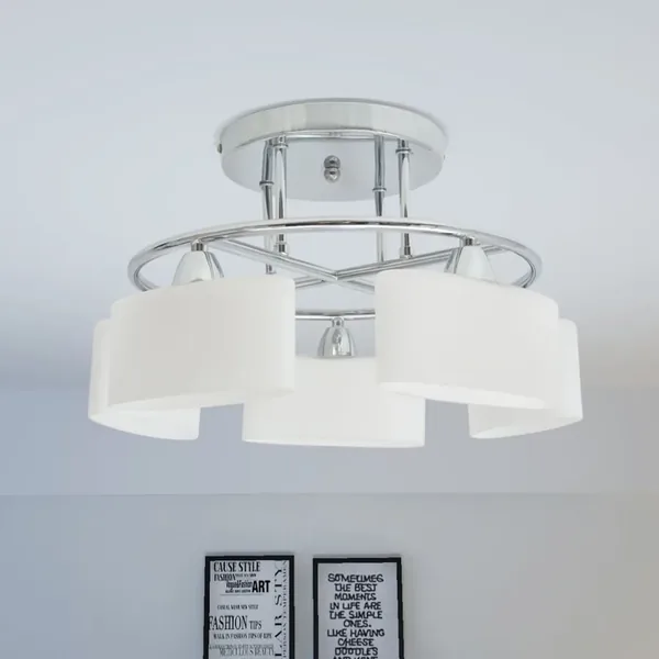 Plafonnier avec 5 globes ellipsoïdes pour ampoules E14 200 W