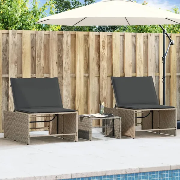 Chaises longues 2 pièces avec table en résine tressée grise
