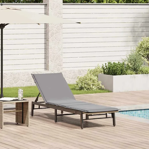 Chaise longue avec coussin beige résine tressée