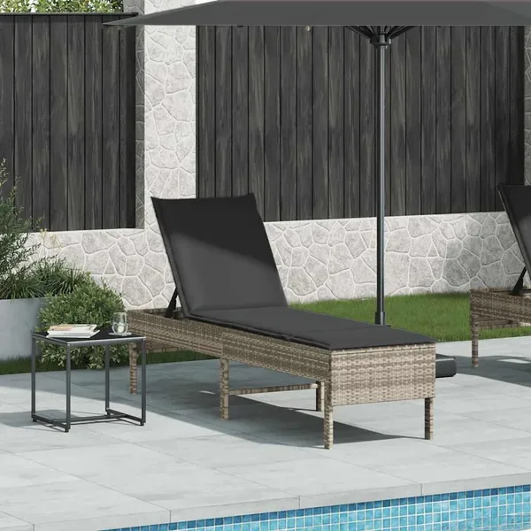 Transat avec coussin gris clair 55 x 200 x 44 cm en rotin synthétique