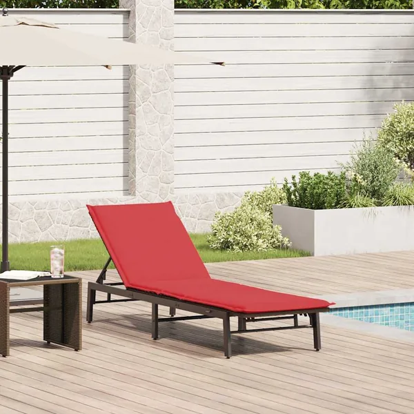 Chaise longue avec coussin marron résine tressée